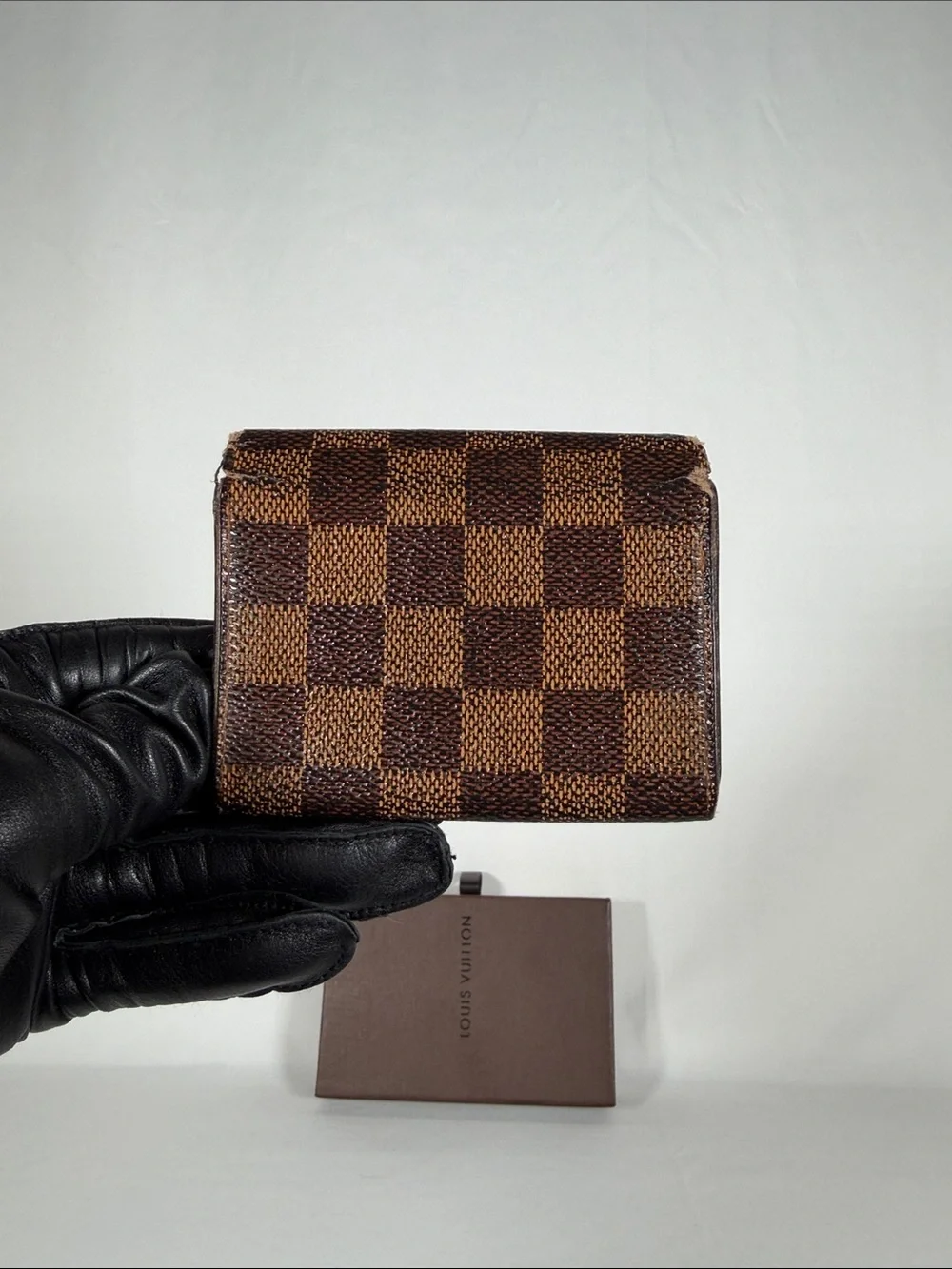Authentic Louis Vuitton Brown Damier Card Wallet
